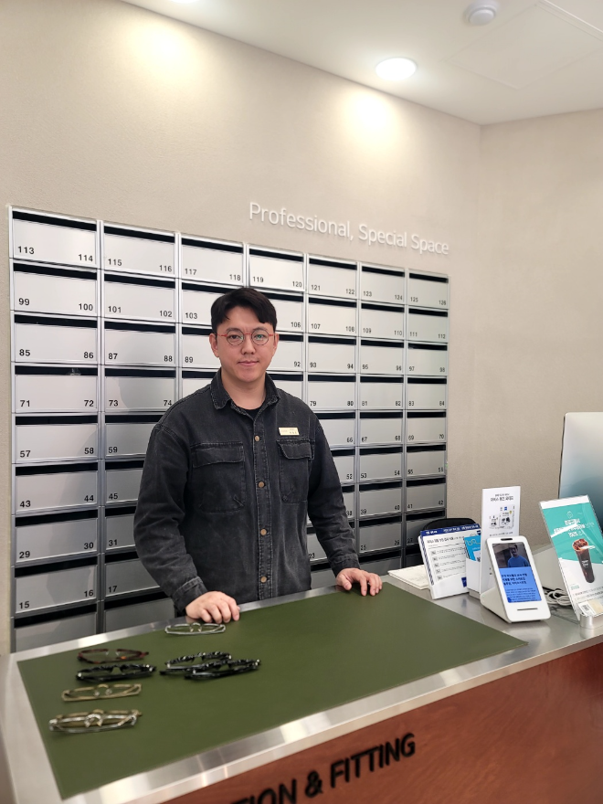 아이라움안경 옥련점 이범호 대표