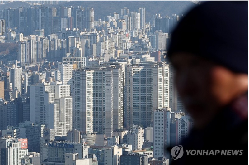 고정금리 주택담보대출 비중이 적으면 금리 변동시 가계 취약성과 금융시스템 취약이 높아질 위험이 있다는 분석이 나왔다. 사진=연합뉴스