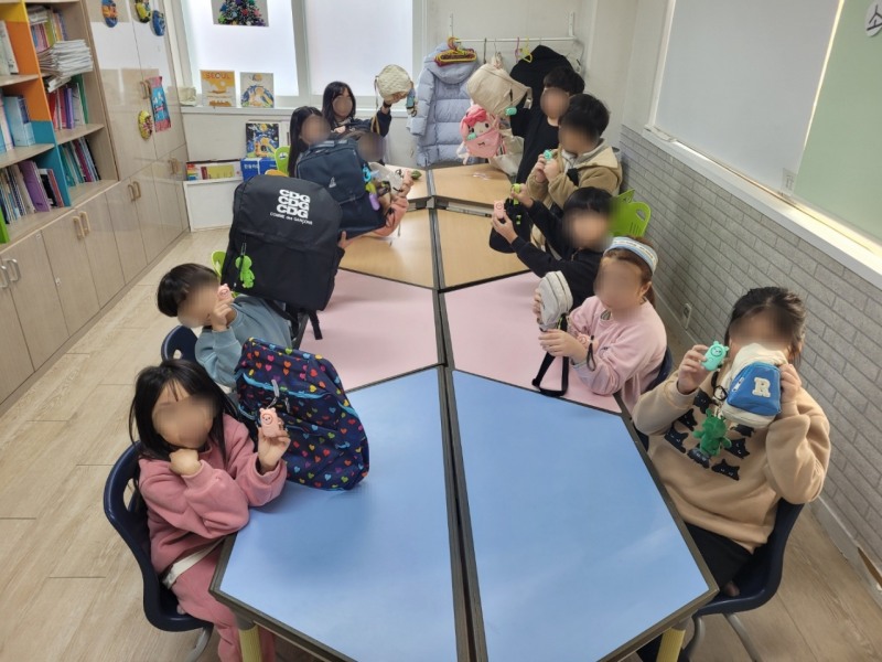 초등학교 저학년 호신용 키링 경보기 지원