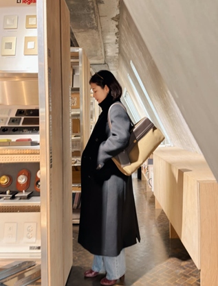 아노에틱, 기은세와 협업한 감각적 데일리 가방 공개…CJ온라이브 선공개