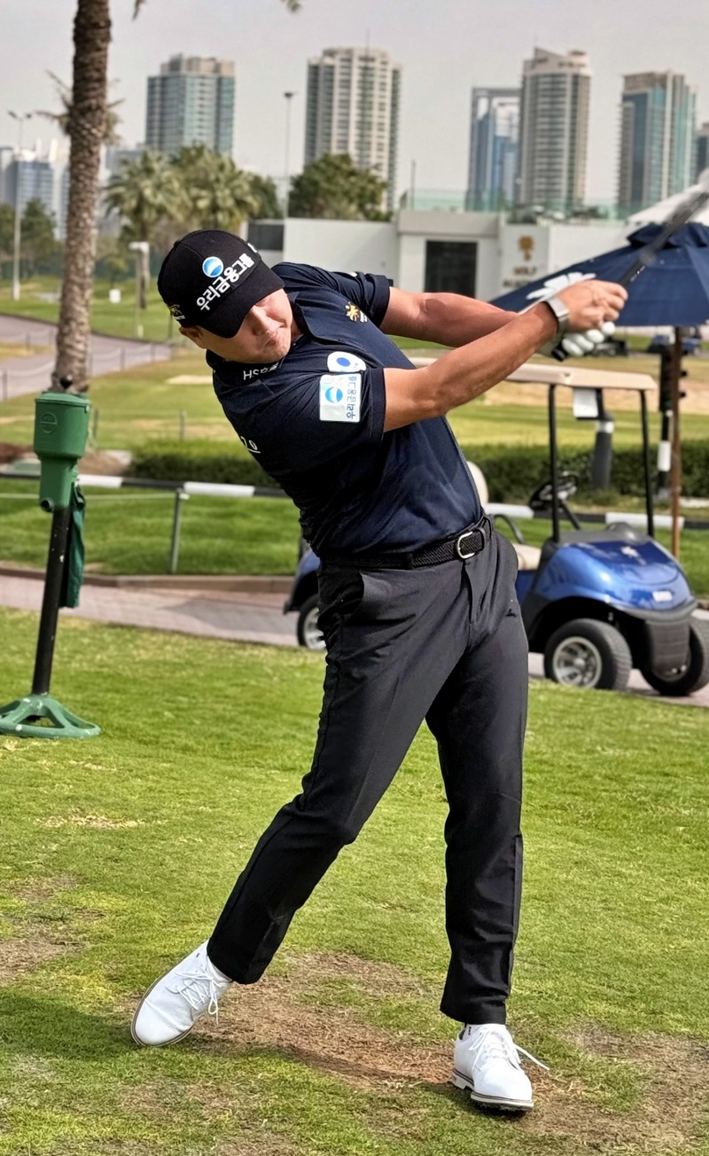 우리금융그룹은 3일 스포츠를 통해 국민에게 희망을 전하는 ‘따뜻한 금융’ 실천의 일환으로 2026년 한국 남자 골프 후원 선수단을 새롭게 재편했다./우리금융그룹