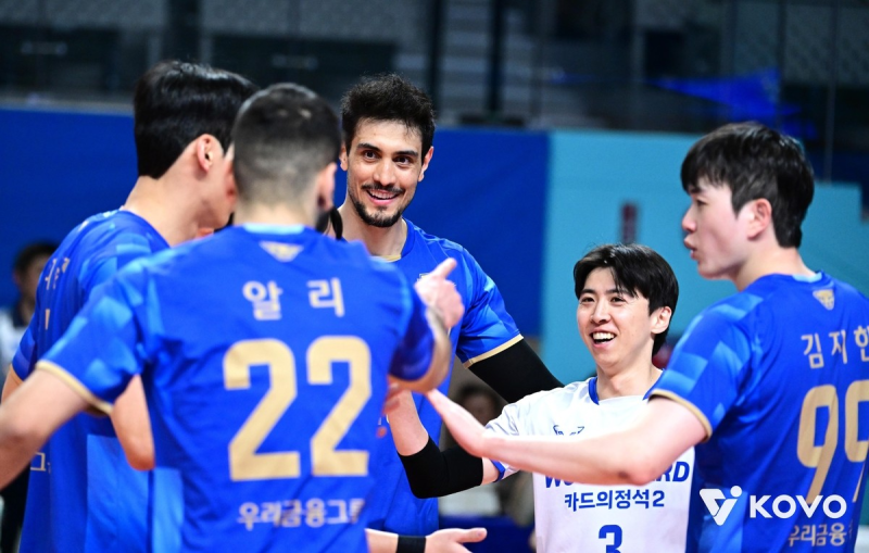 우리카드, 현대캐피탈 3-0 완파…올 시즌 전 구단 상대 승리 달성