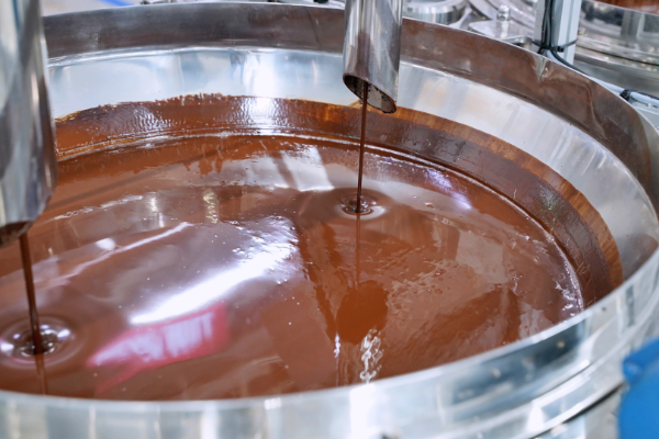 양산공장 BTC 라인에서 생산된 신선한 액상 카카오매스