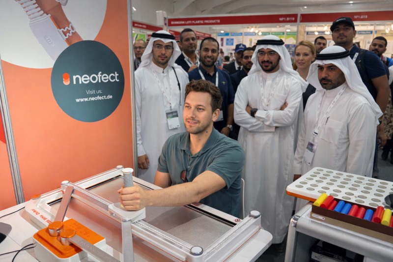 아랍에미리트(UAE) 두바이 ‘WHX Dubai 2026’ 네오펙트 부스 현장. 사진=네오펙트