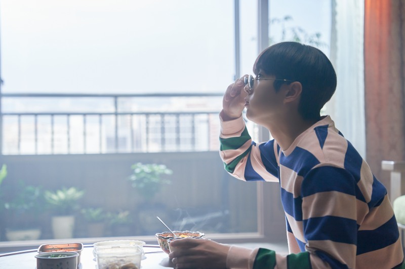 ‘넘버원’ 최우식, 이름값 제대로 했다…스크린에 온기 더한 생활 밀착형 연기의 정수