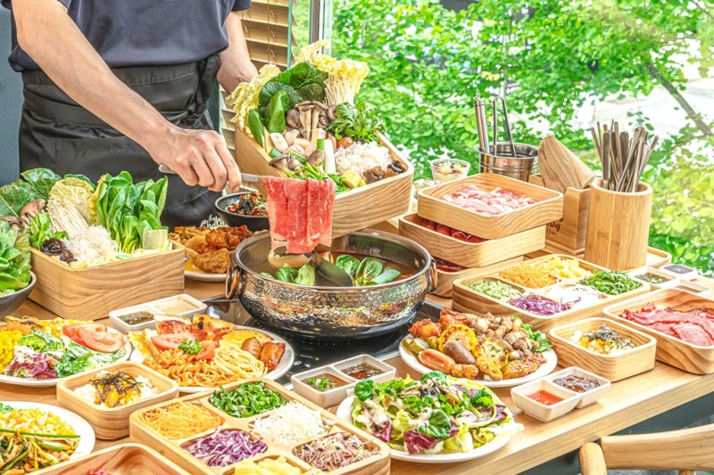 샤브올데이, 시즌 운영 전략 성과...졸업시즌 단체 외식 수요 증가