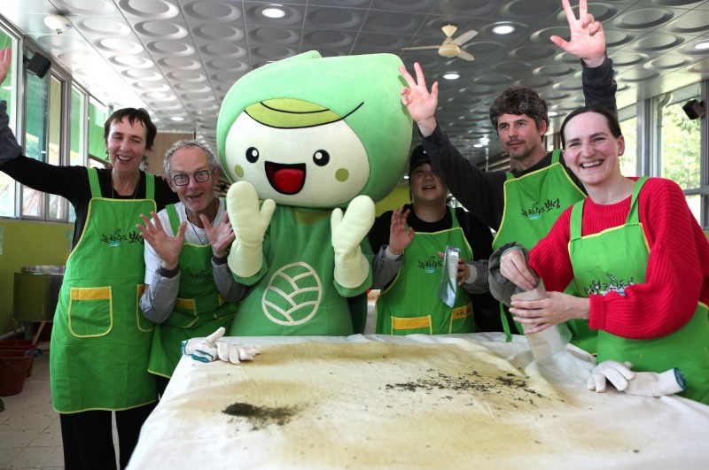 보성다향대축제 차만들기 체험 (사진제공=보성군)