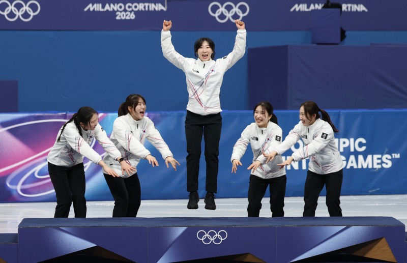 정상에 우뚝. 사진(밀라노=연합뉴스)