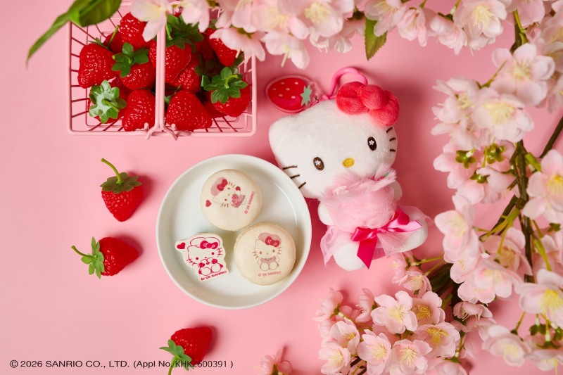 롯데호텔 월드, 헬로키티와 협업 '딸기 베이커리' 프로모션 진행