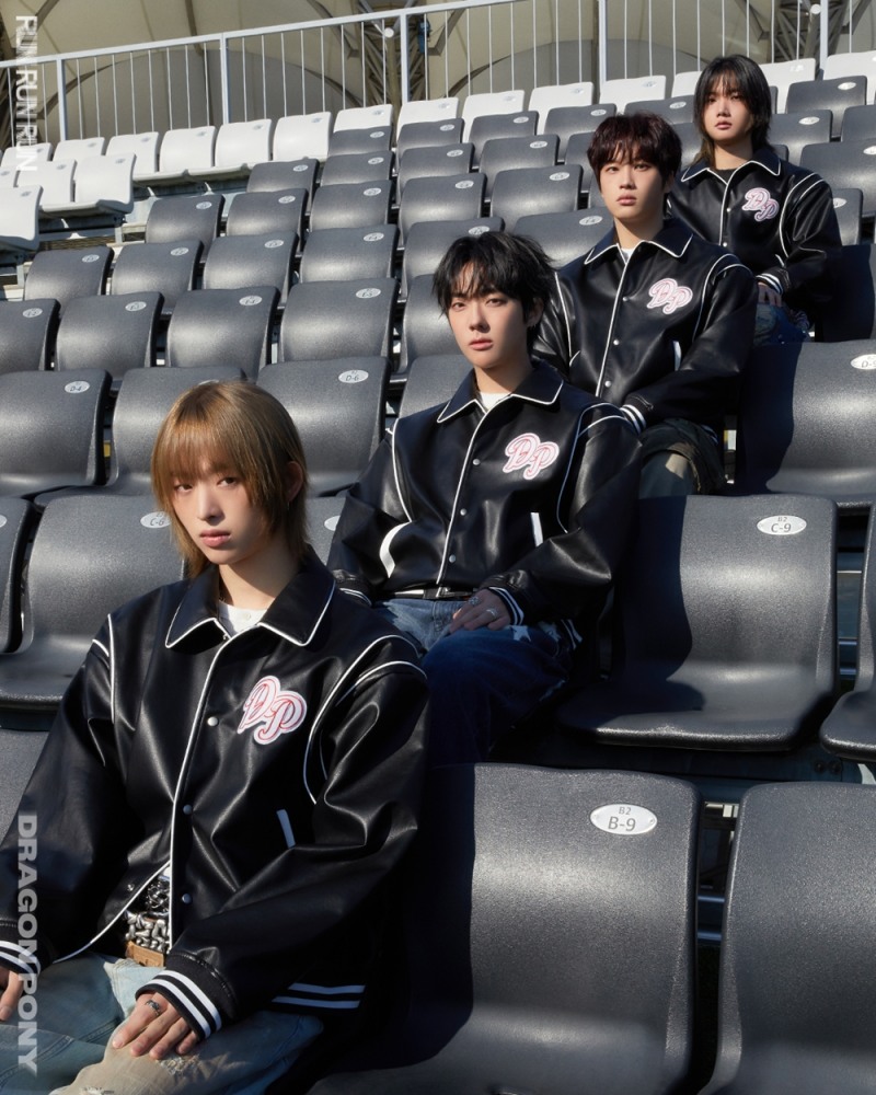 드래곤포니, 세 번째 EP ‘RUN RUN RUN’ Stands 버전 콘셉트 포토 공개…절제된 카리스마 과시