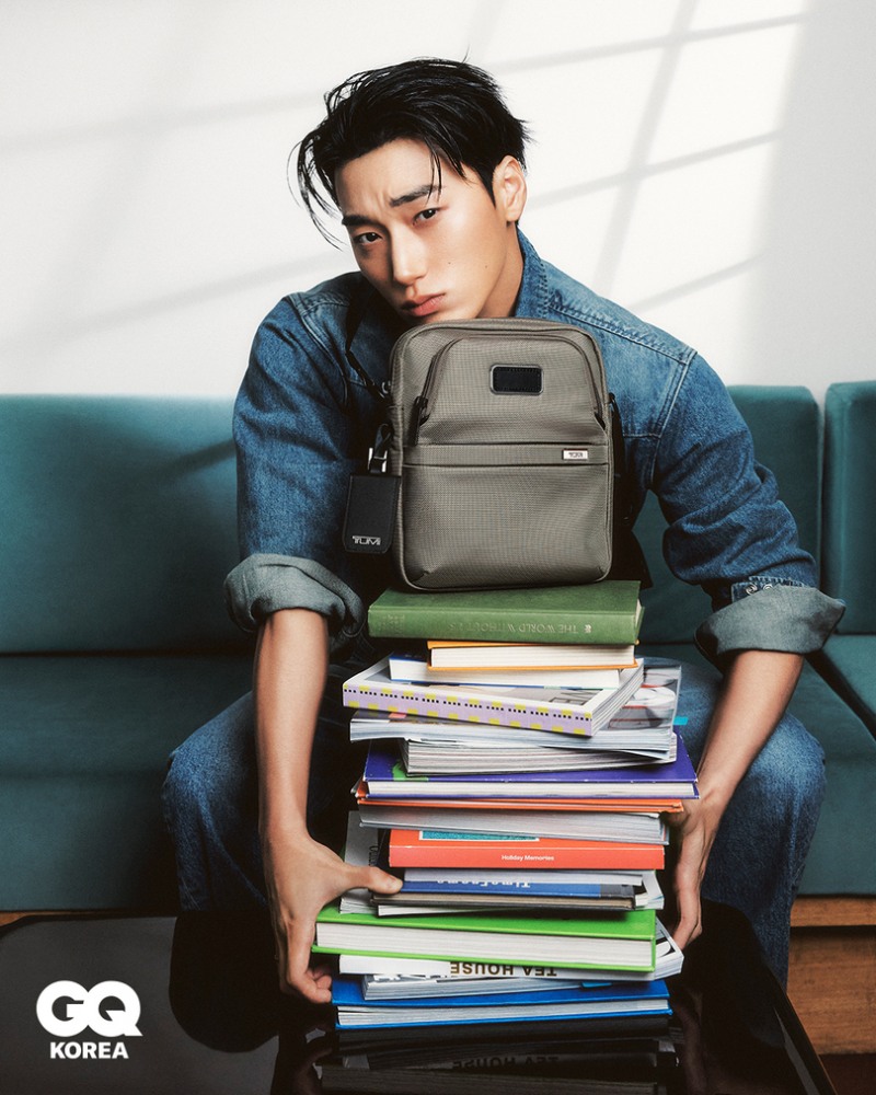 투미, 에이티즈 산과 함께 차세대 ‘알파 컬렉션’으로 완성한 화보 공개