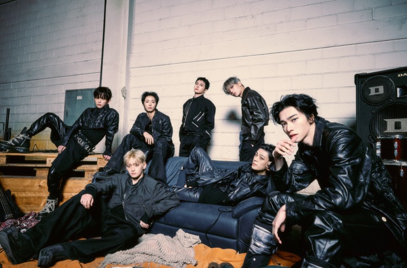 휘브, 데뷔 첫 콘서트 투어 개최 확정…서울→일본·미주 13개 도시 순회