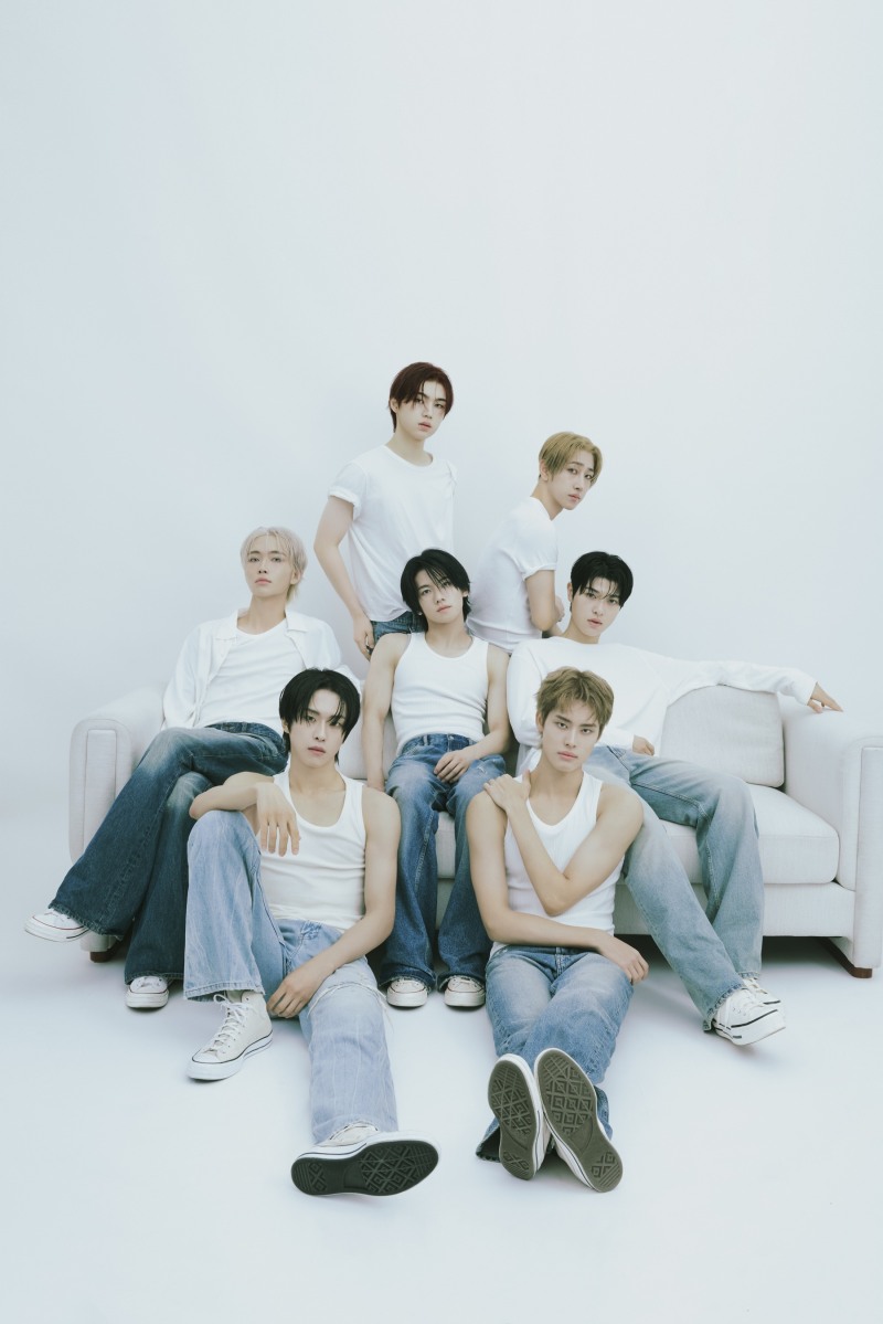 뉴비트, 수원·대전 전국 투어 콘서트→깜짝 버스킹 ‘열기 후끈’