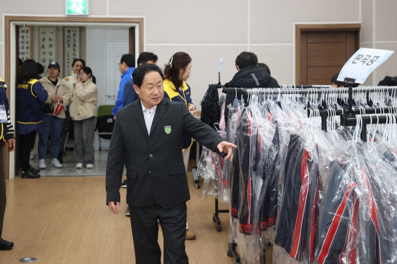 신학기 맞아 남양주교복은행 교복 집중 판매 지원