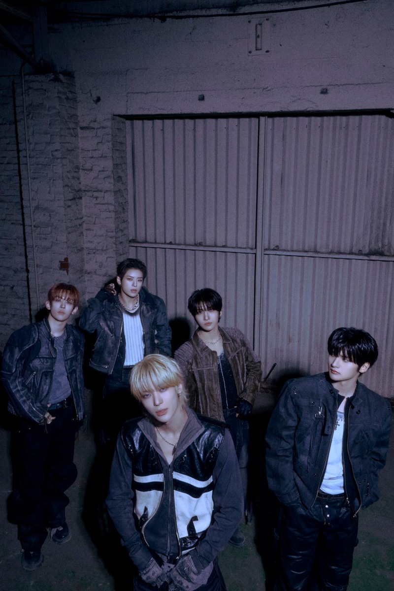 나우즈, 첫 일본 EP ‘NOWZ’ 신곡 'AMMO' 포토 공개…탄약처럼 강렬한 변신