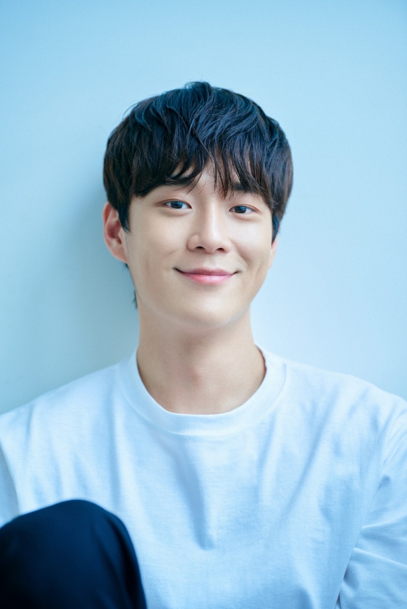 고우진, 와이에이치 엔터테인먼트와 전속계약 체결…2026년 종횡무진 활약 예고