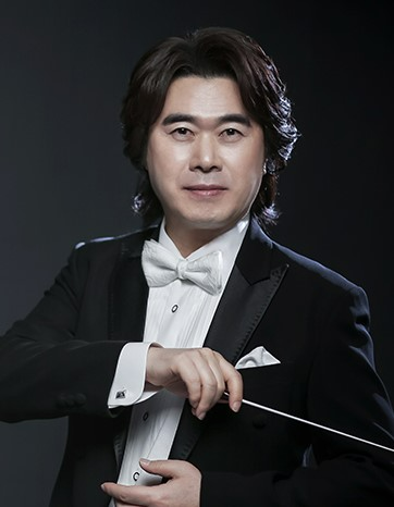 서울시합창단 예술감독·지휘자 이영만. (사진제공=세종문화회관)