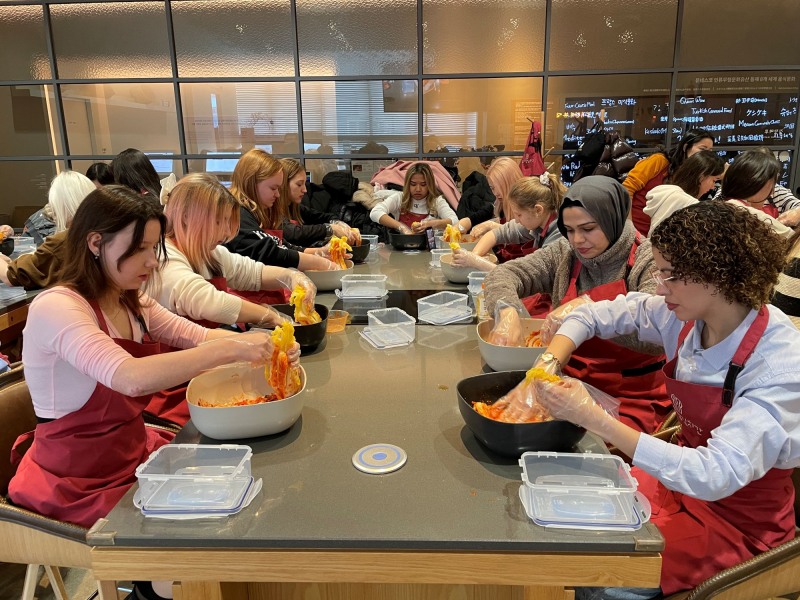 풀무원 뮤지엄김치간, 유료 김치 체험 프로그램 개편…K식문화 체험 콘텐츠 강화