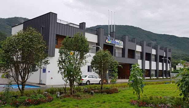 주철현 의원은 “사실관계를 왜곡한 정치적 공세이자 여수의 명예를 훼손하는 행위”라며 즉각 중단을 촉구하고, 정치공세에 단호히 맞서겠다고 밝혔다. = 사진 : 성동힐링센터