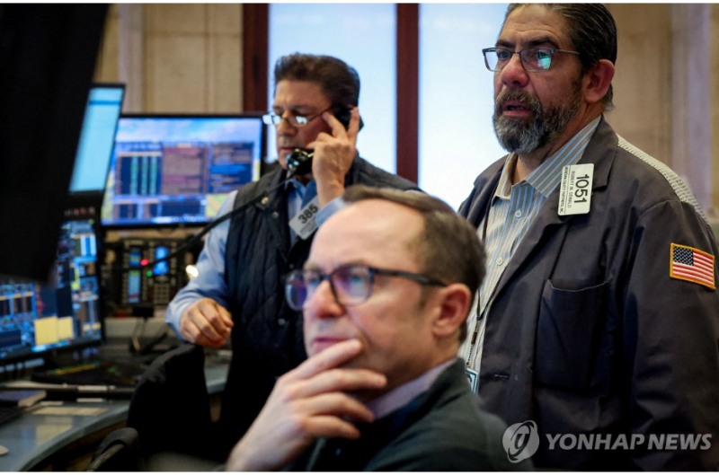 이번 중동 사태로 인한 글로벌 주식시장에 미칠 부정적인 영향이 단기에 그칠 가능성이 별로 없다는 게 많은 전문가들의 지적이다. 사진=UPI, 연합뉴스
