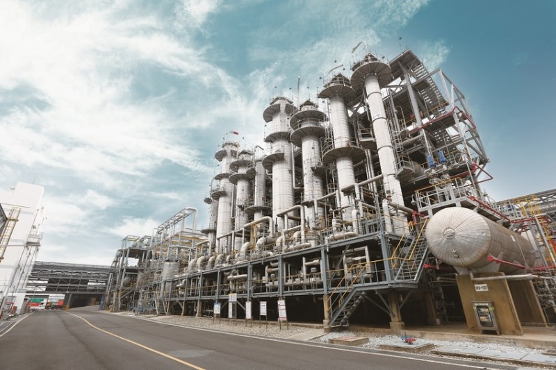 금호석화, 고부가 제품으로 위기 넘는다