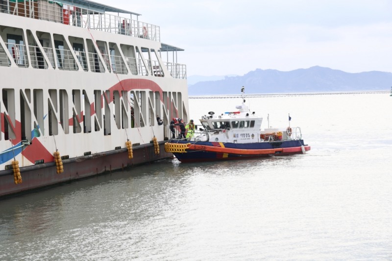 여객선 내 전기차 화재 사고 대비 합동 훈련 (사진제공=완도해양경찰)