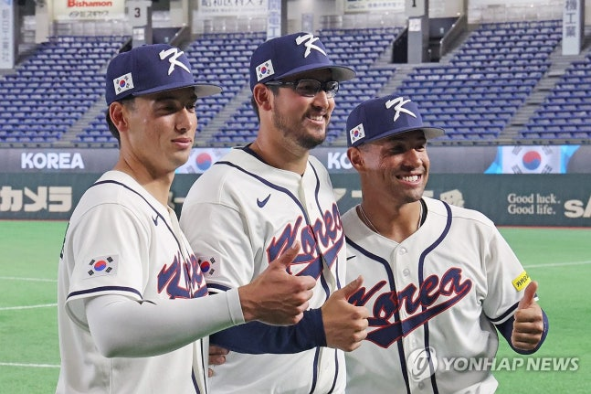한국 대표팀 셰이 위트컴(왼쪽부터), 데인 더닝, 저마이 존스 / 사진=연합뉴스
