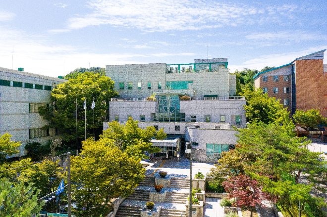 중랑구립정보도서관 전경 사진. (사진제공=중랑문화재단)