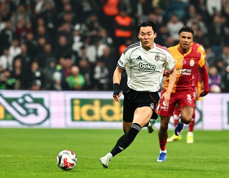 드리블하는 베식타시 오현규. 사진=연합뉴스