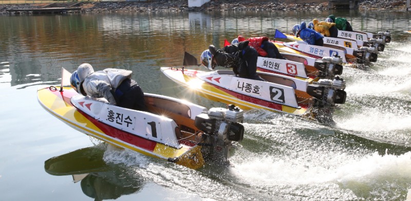 온라인 스타트 경주 공략법은?… 모터·피트 집중력·체중이 승부 가른다!