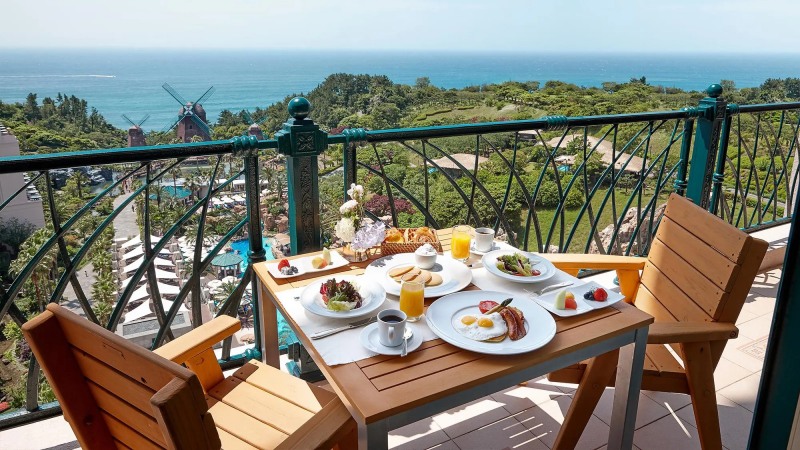 롯데호텔 제주, 프라이빗 휴식 패키지 및 성인 체험 프로그램 선봬…제주의 자연과 문화를 담은 특별한 휴식