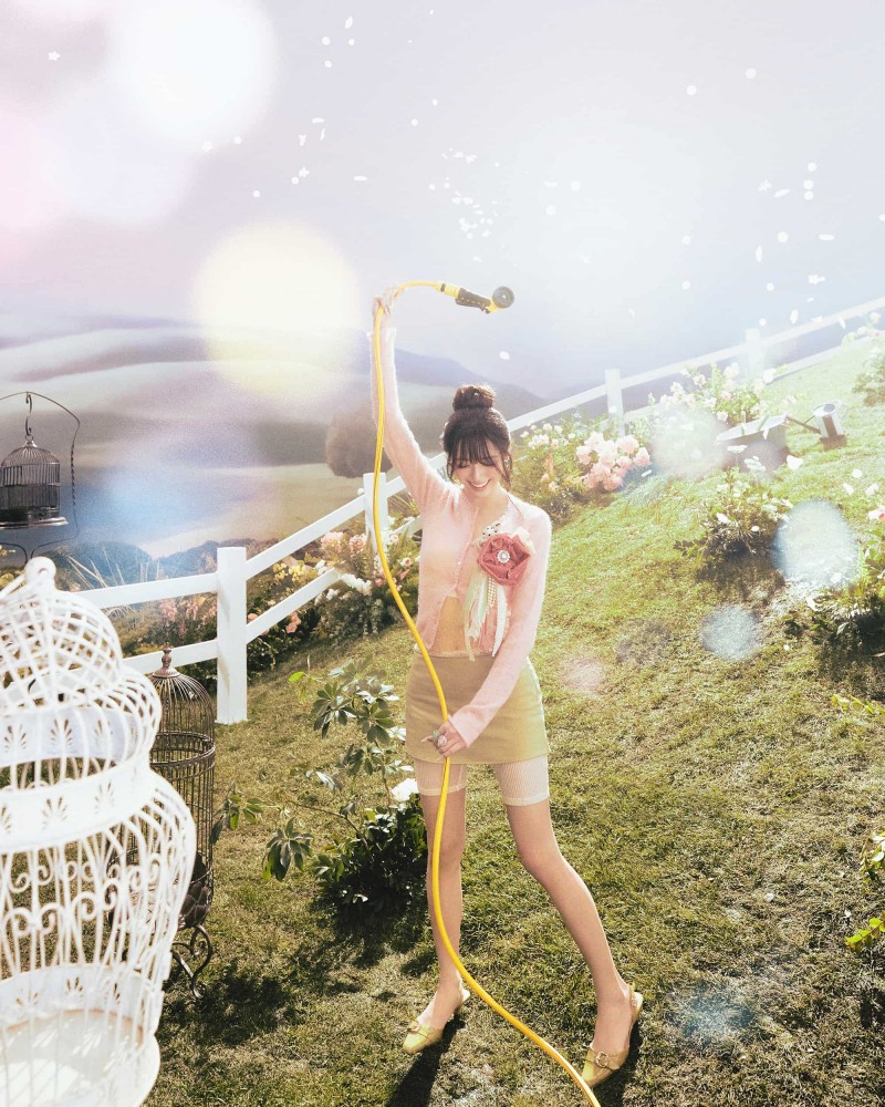 ITZY 유나, 첫 솔로 앨범 ‘Ice Cream’ 두 번째 티저 이미지 공개…상큼 발랄 러블리