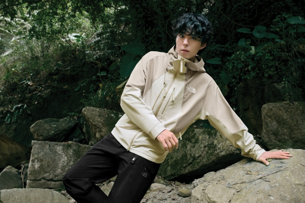 ‘몬테라 재킷’을 착용한 노스페이스 홍보대사 박보검