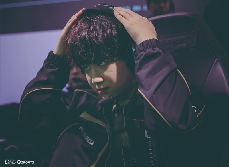 '원더08' 고원재가 '찬' 박찬화를 제압하고 먼저 결승전으로 향했다.