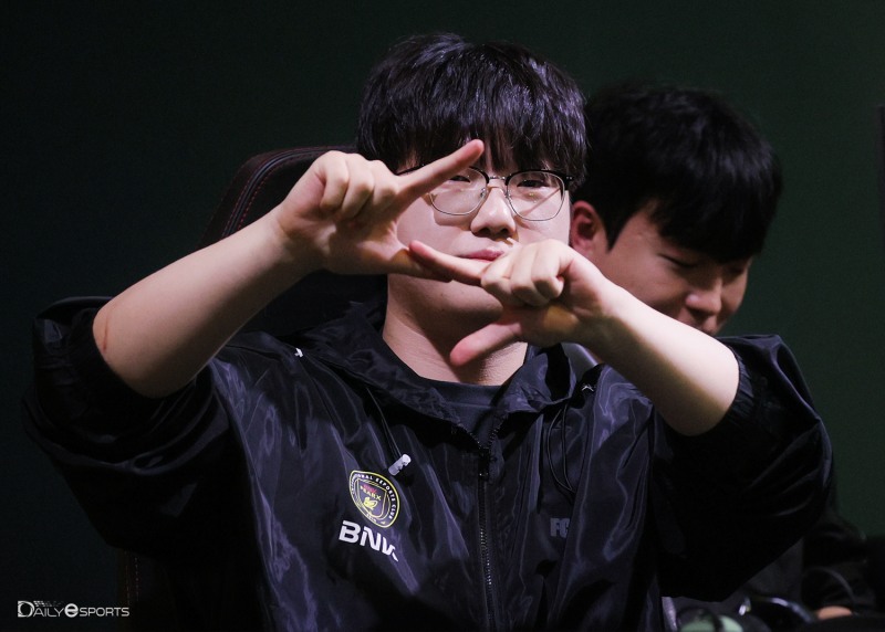 '노이즈' 노영진이 패승승승으로 박찬화를 무너뜨렸다.