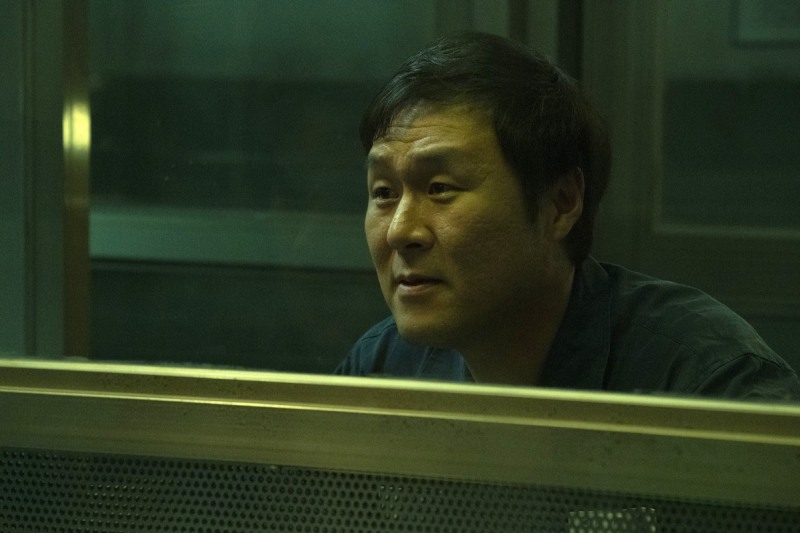 ‘끝장수사’ 윤경호, 속내를 알 수 없는 살인사건 용의자로 변신