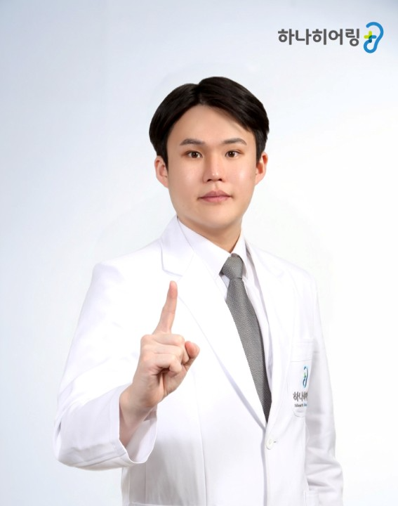 귀 울림과 이명, 단순 스트레스가 아닌 난청 점검 필요