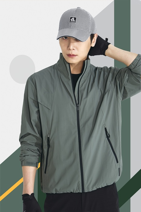 레드페이스 ‘에어 윈드 재킷’