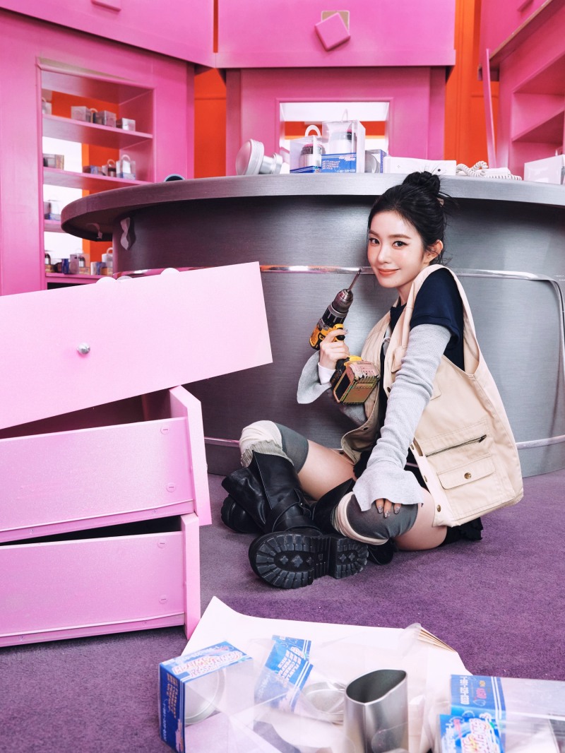 레드벨벳 아이린, 정규 1집으로 증명할 폭넓은 음악 스펙트럼…마지막 티저 이미지 & 무드 클립 공개