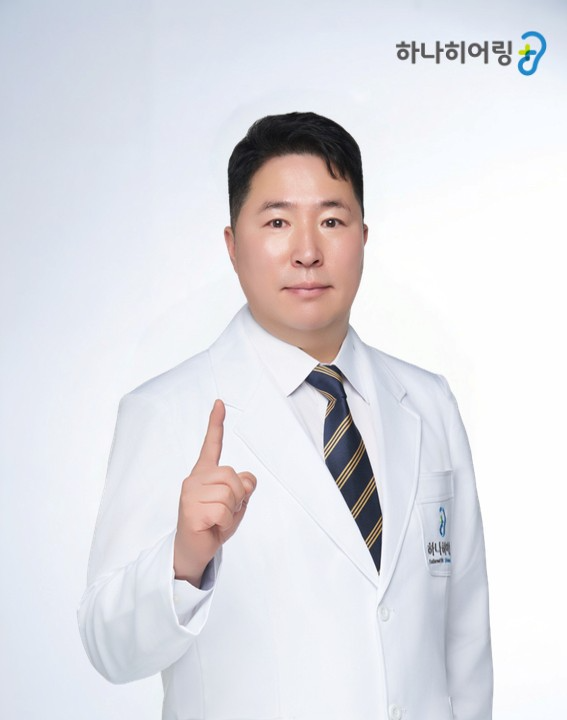 소음성 난청 방치 말고, 보청기로 뇌 건강까지 챙기자