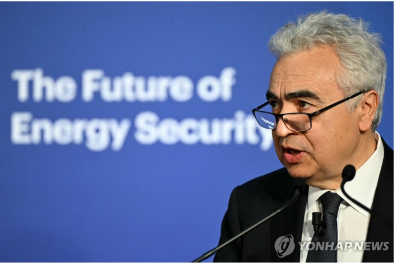 파티 비롤 IEA 사무총장은 20일(현지시간) 전쟁이 호루무츠해협이 개방돼도 일부 에너지시설이 가동까지 6개월 걸리고 다른 시설들은 그보다 훨씬 더 오래 걸릴 것이라고 지적했다. 사진=연합뉴스