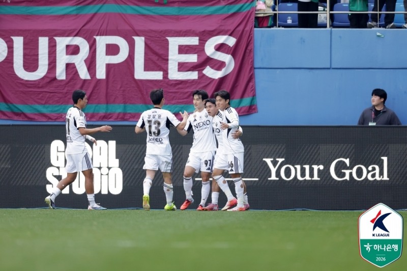 득점을 기뻐하는 전북 선수들 / 사진=한국프로축구연맹 제공. 연합뉴스
