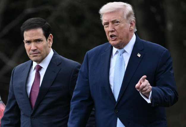 (상보) 트럼프 "이란, 48시간 내 호르무즈 개방 안 하면 발전소 완파"