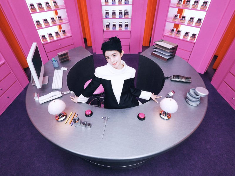 레드벨벳 아이린, 타이틀곡 ‘Biggest Fan’ 퍼포먼스로 우아한 존재감 빛낸다…스토리텔링 돋보이는 완성도 높은 스테이지 예고