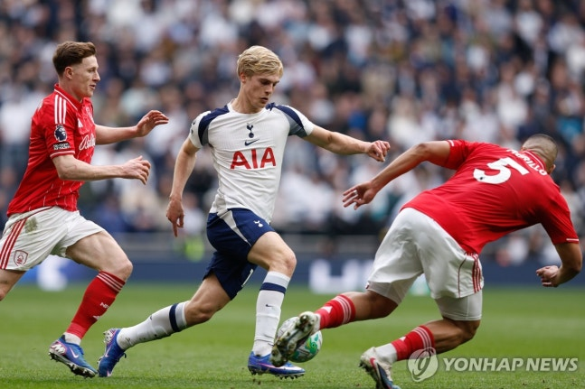 토트넘과 노팅엄 포리스트의 경기 장면 / 사진=연합뉴스