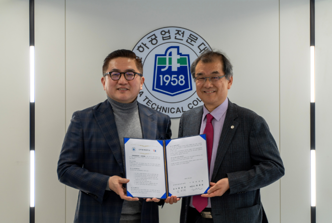 YBM 한국TOEIC위원회, 인하공업전문대학과 업무협약 체결 사진. (사진제공=YBM 한국TOEIC위원회)