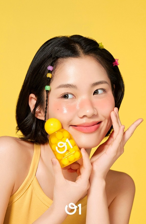 라이프스타일 브랜드 기업 이그니스가 클린 뷰티 브랜드 ‘오원(O1)’을 공식 론칭하고, ‘오원 효소 클렌징 볼’ 3종을 출시했다./이그니스