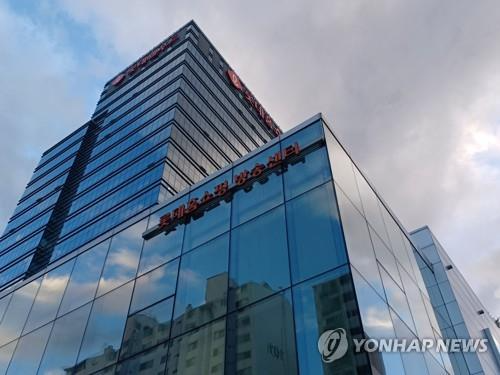 롯데홈쇼핑 경영진 재선임 강행 … 태광과 경영권 분쟁 재점화