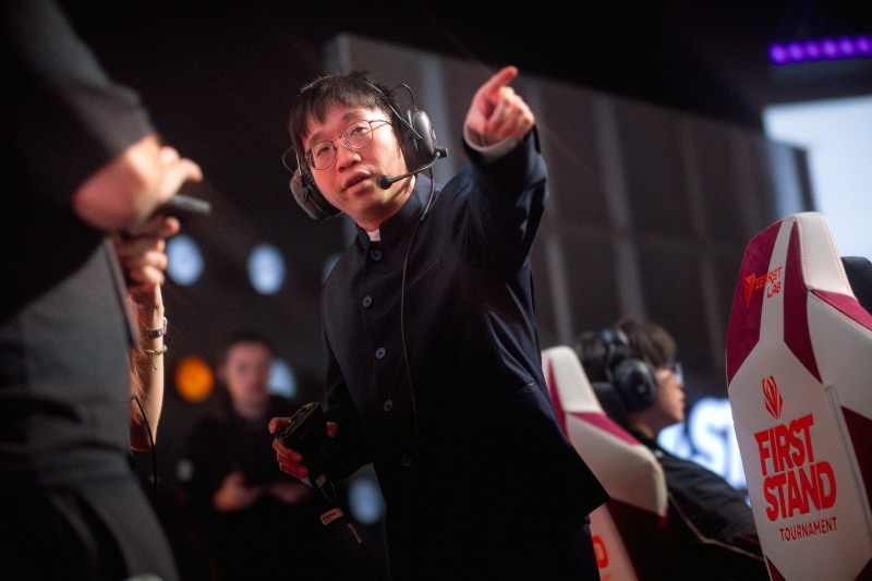 징동 '타베' 웡박칸 감독(사진=라이엇 게임즈)