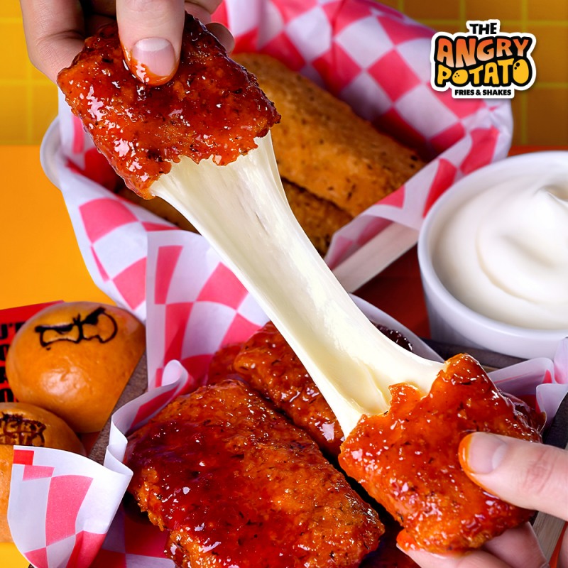 앵그리포테이토 신메뉴 ‘내슈빌 핫 치즈스틱’/ 사진제공 = 스낵토리